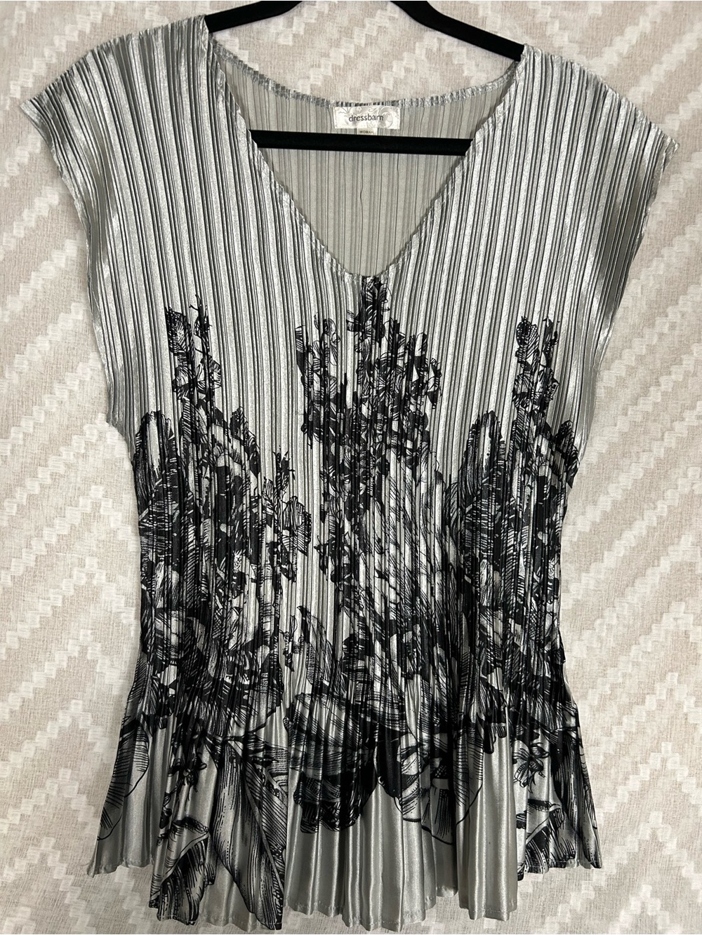 Dress Barn Silver Pleated V-Neck Tunic with Black Floral Accent
